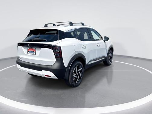 Fresh Powder 2027 Nissan Kicks SV