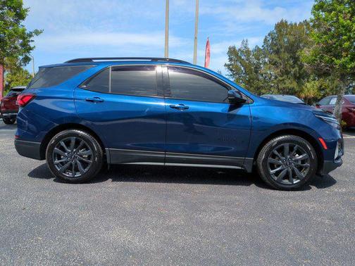 2022 Chevrolet Equinox FWD RS