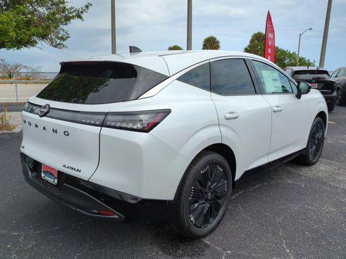Everest White Pearl Tricoat 2026 Nissan Murano Platinum