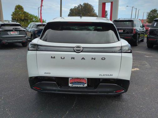 Everest White Pearl Tricoat 2026 Nissan Murano Platinum