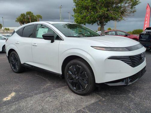 Everest White Pearl Tricoat 2026 Nissan Murano Platinum