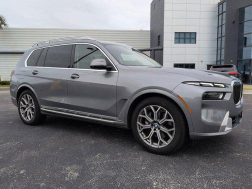 2024 BMW X7 xDrive40i
