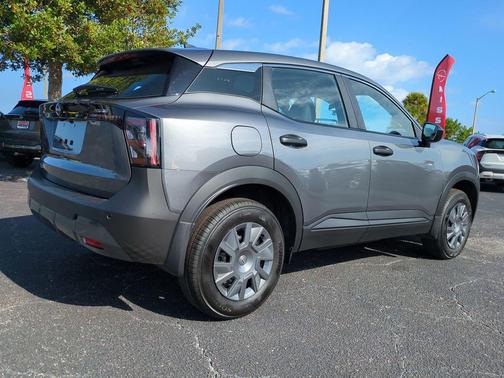 Gun Metallic 2026 Nissan Kicks S