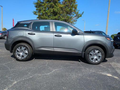 Gun Metallic 2026 Nissan Kicks S