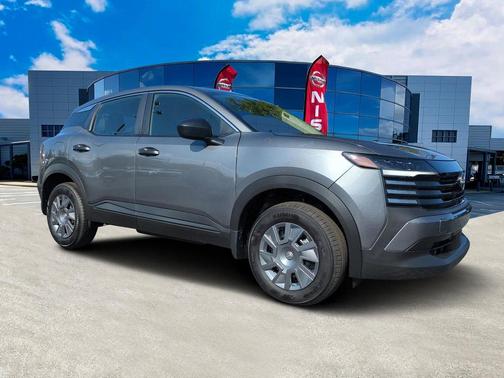 Gun Metallic 2026 Nissan Kicks S