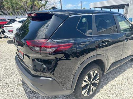 Super Black 2023 Nissan Rogue SV