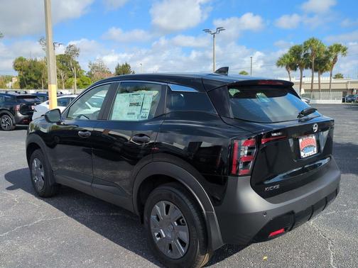 Super Black 2026 Nissan Kicks S
