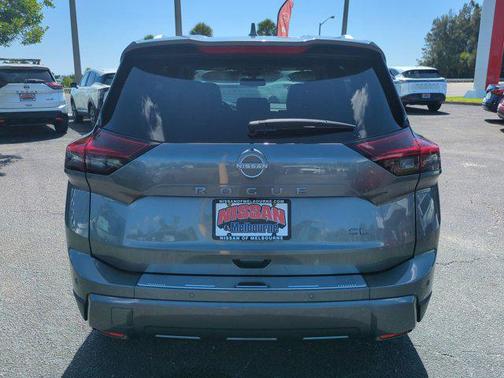2025 Nissan Rogue SL