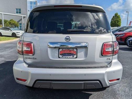 Photo 5 of 30 of 2020 Nissan Armada SL