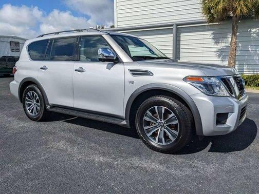 Photo 2 of 30 of 2020 Nissan Armada SL