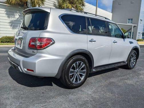 Photo 4 of 30 of 2020 Nissan Armada SL