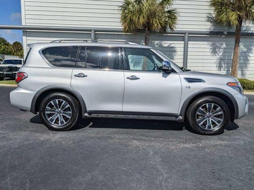 Photo 3 of 30 of 2020 Nissan Armada SL