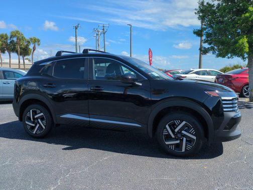 Super Black 2026 Nissan Kicks SV