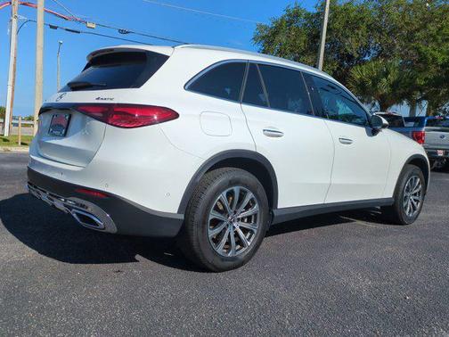 2024 Mercedes-Benz GLC 300 4MATIC