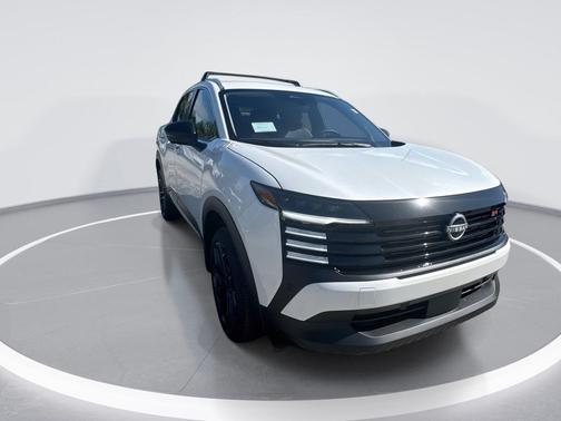 Aspen White Tricoat 2026 Nissan Kicks SR