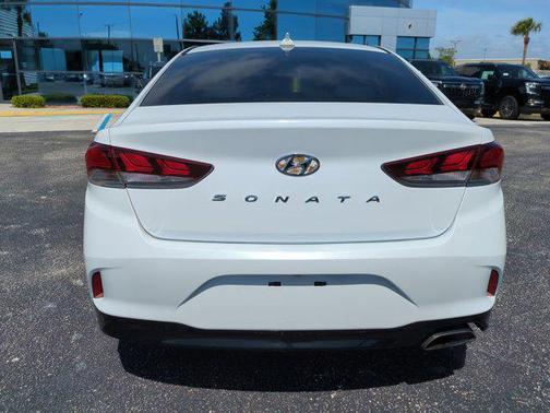 2018 Hyundai SONATA SEL