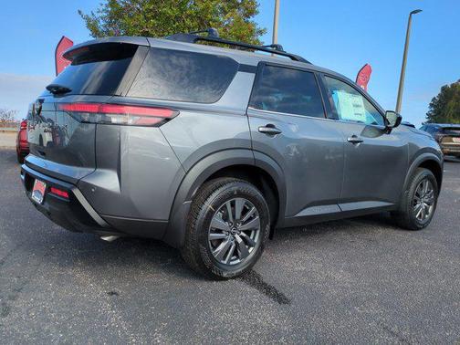 Gun Metallic 2026 Nissan Pathfinder SV