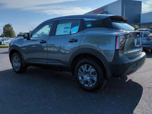 Gun Metallic 2026 Nissan Kicks S
