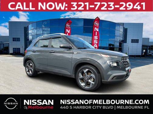 2024 Hyundai VENUE SEL