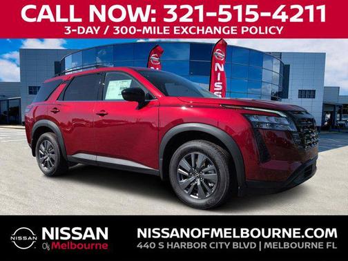 2026 Nissan Pathfinder SV