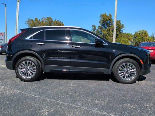 Stellar Black Metallic 2025 Cadillac XT4 Premium Luxury