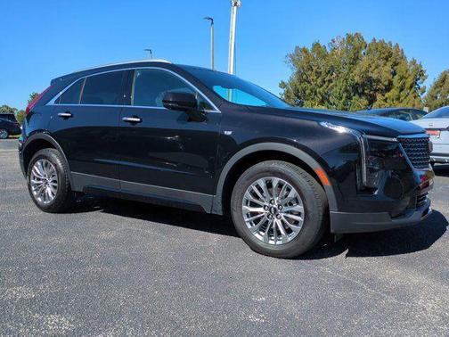 Stellar Black Metallic 2025 Cadillac XT4 Premium Luxury