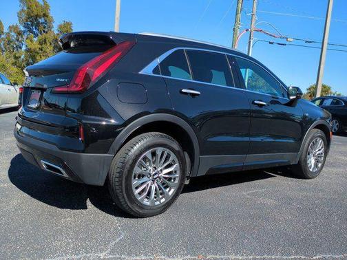 Stellar Black Metallic 2025 Cadillac XT4 Premium Luxury