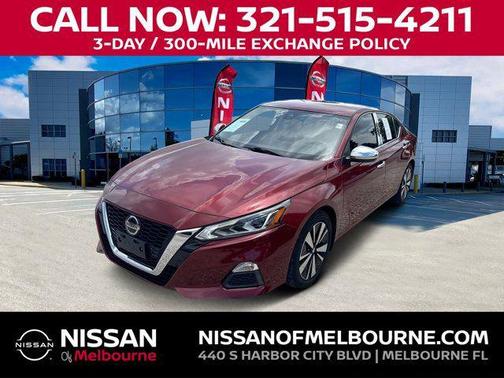 Scarlet Ember Tintcoat 2021 Nissan Altima 2.5 SV