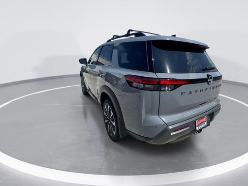Boulder Gray Pearl 2026 Nissan Pathfinder Platinum