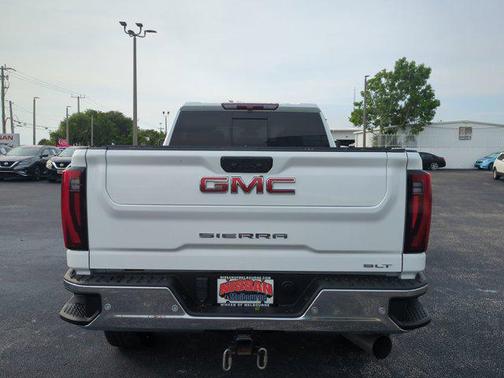Summit White 2024 GMC Sierra 2500 SLT