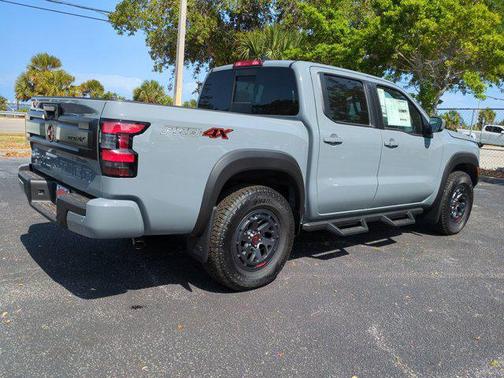 2025 Nissan Frontier PRO-4X