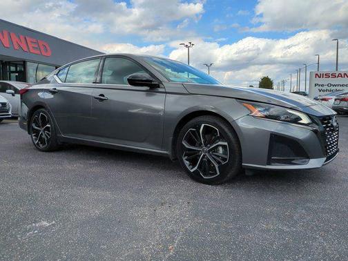 Gun Metallic 2024 Nissan Altima SR FWD