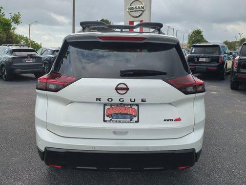 Everest White Pearl Tricoat 2026 Nissan Rogue Rock Creek