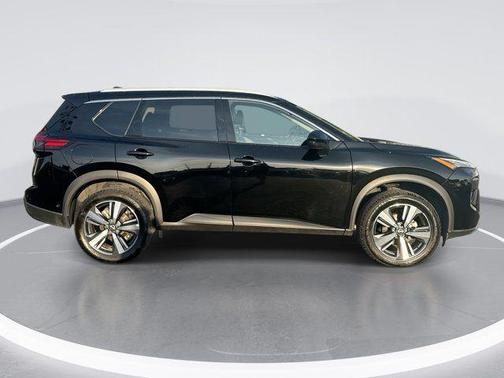 Super Black 2026 Nissan Rogue SL