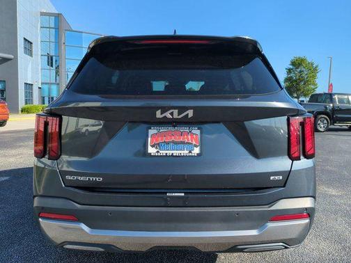 Gravity Grey 2024 Kia Sorento S