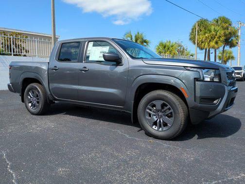 2025 Nissan Frontier SV