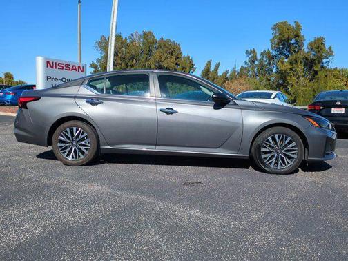 Gun Metallic 2025 Nissan Altima 2.5 SV