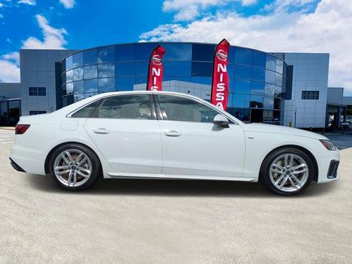 2024 Audi A4 45 S line Premium Plus