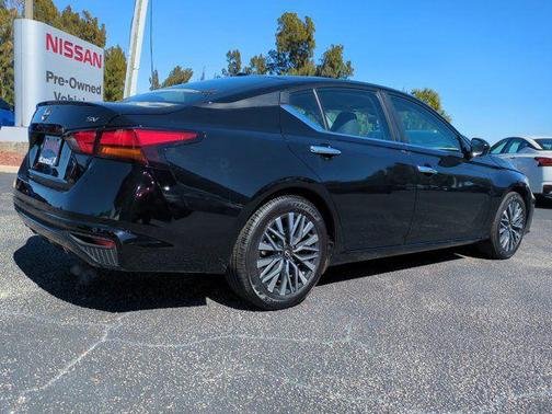 Super Black 2024 Nissan Altima 2.5 SV
