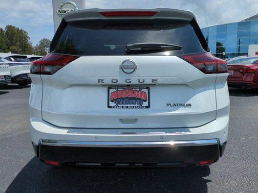 2025 Nissan Rogue Platinum