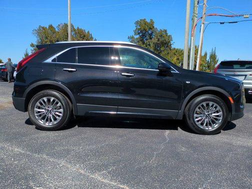 Stellar Black Metallic 2025 Cadillac XT4 Premium Luxury
