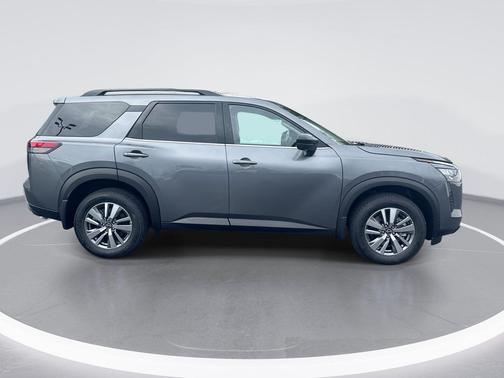 Gun Metallic 2026 Nissan Pathfinder SL