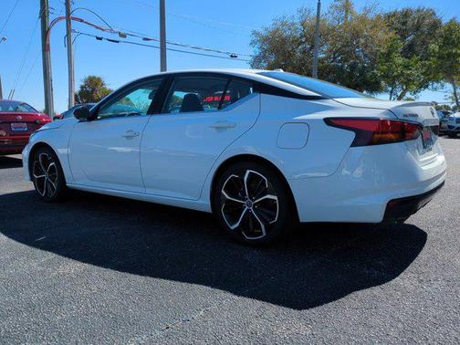 2024 Nissan Altima SR FWD