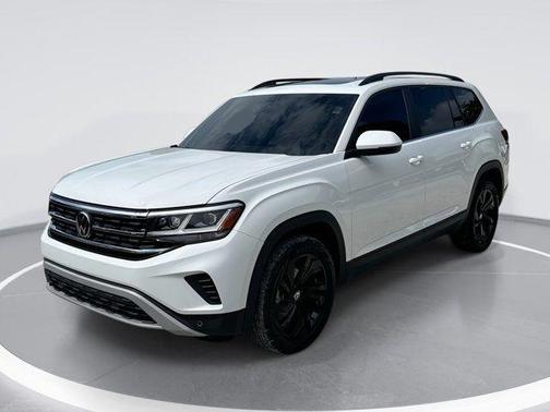 Pure White 2023 Volkswagen Atlas 3.6L SE w/Technology