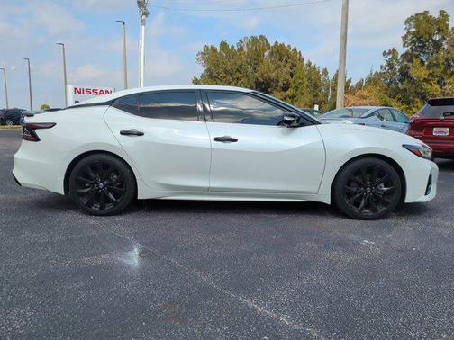 Pearl White Tricoat 2021 Nissan Maxima 3.5 SR