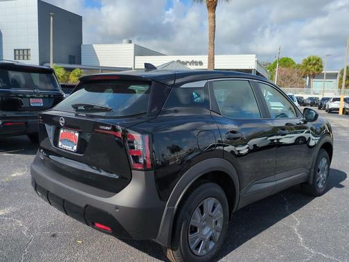 Super Black 2026 Nissan Kicks S