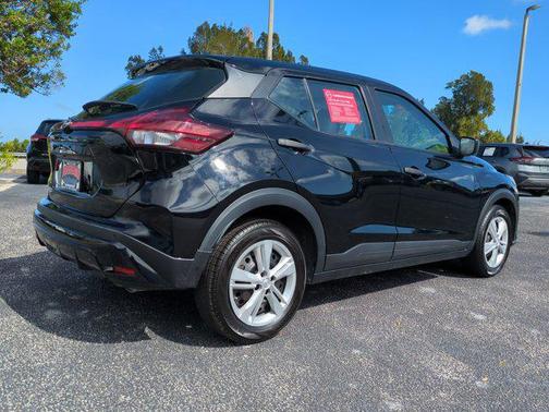 2023 Nissan Kicks S
