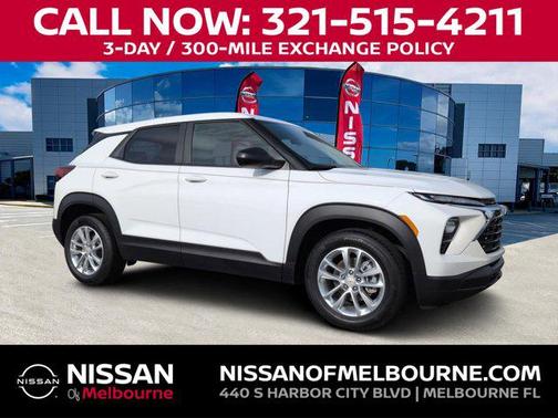 Summit White 2025 Chevrolet Trailblazer LS