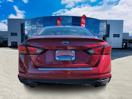 2023 Nissan Altima SR FWD