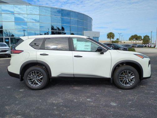 2025 Nissan Rogue S